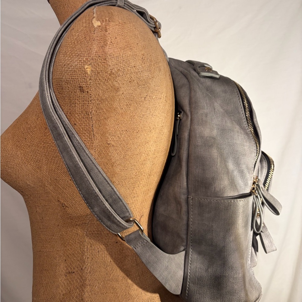 MMS Design Studio Gray Women's Backpack - Picture 5 of 11